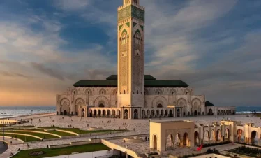 10 days from Casablanca and back, passing by chefchouen, fes, desert, and marrakech